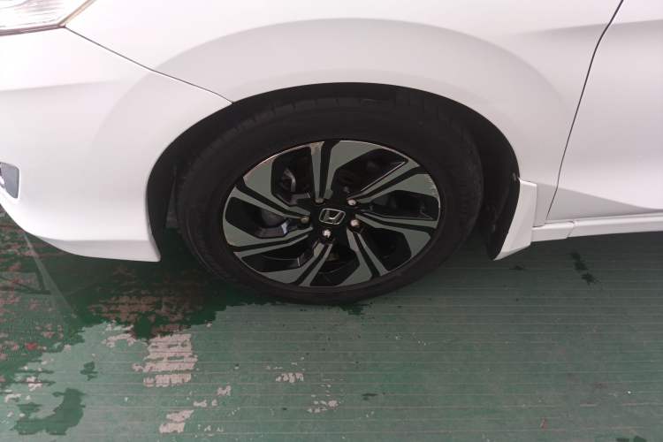 Used Honda Crider 2017 1.8L CVT Luxury Special Edition