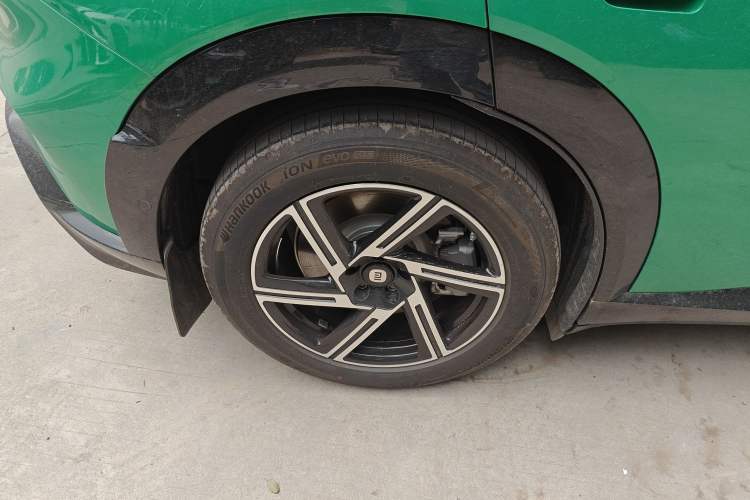 Used Xiaomi Auto YU7 2025 Ultra-Long Range Rear-Wheel Drive Version Exterior 5