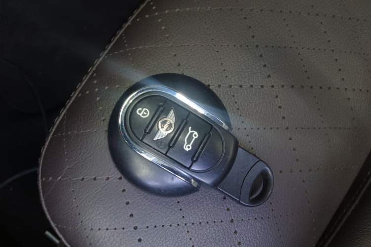 Used MINI MINI 2016 1.5T COOPER CABRIO
