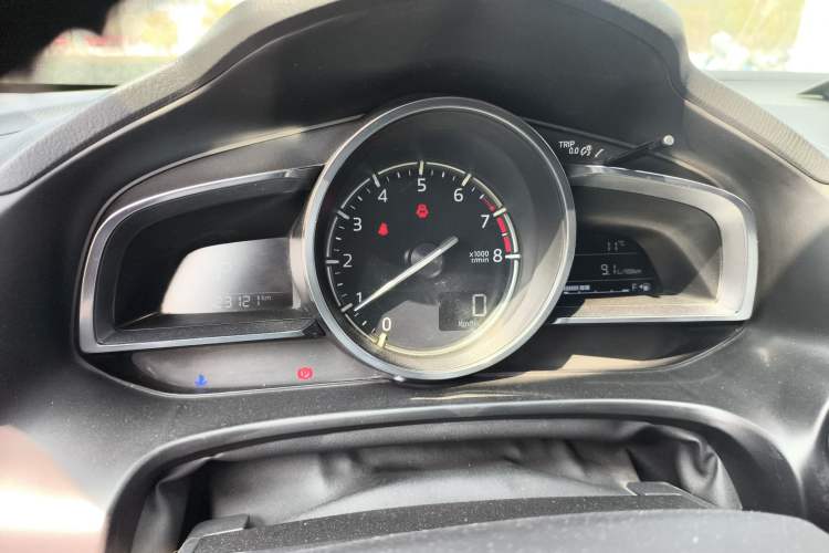 Used Mazda Mazda 3 Axela 2017 Hatchback 2.0L Automatic Sport Model China V Emission Standard
