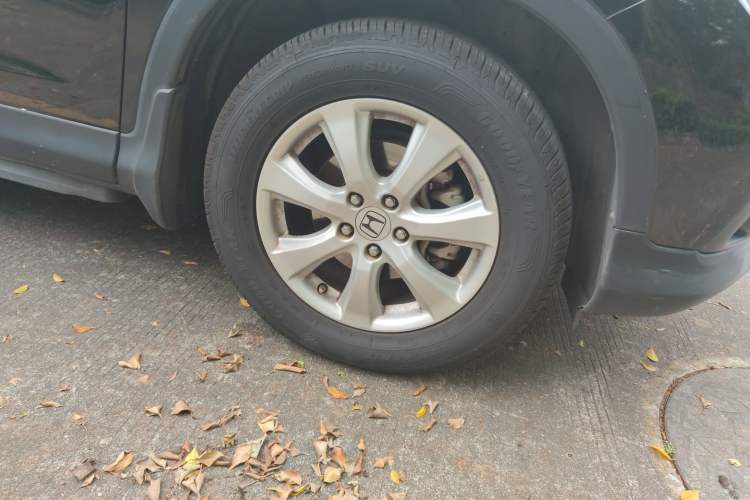 Used Honda CR-V 2013 2.0L 2WD Classic Edition Right Front Wheel Hub