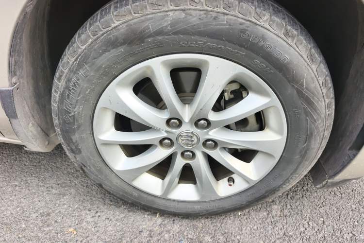 Used Buick GL8 2018 ES 28T Comfort Model China VI Standard