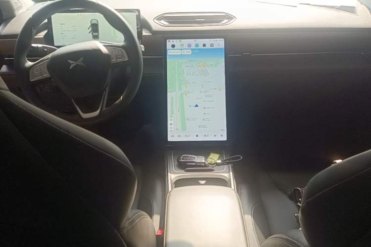 Used XPeng P5 2024 500 Smart Drive Edition Center Console