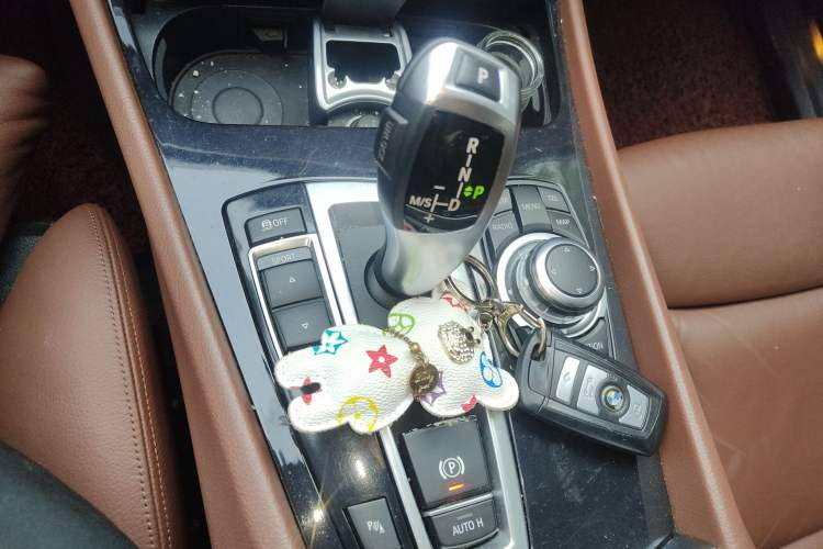 Used BMW 5 Series GT 2010 535i Leading Model Gear Lever