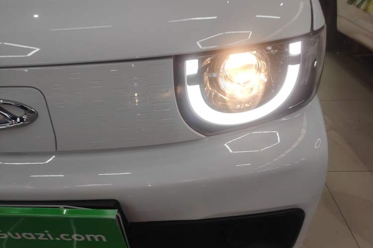 Used Chery QQ Ice Cream 2022 170km Sundae Phosphate Lithium-Ion Left Front Headlight