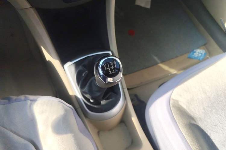 Used Hyundai Verna (older generation) 2010 Sedan 1.4L Manual Comfort GS