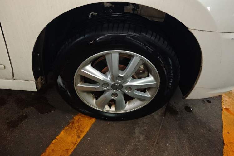 Used Nissan Sylphy 2018 Classic 1.6XE+ Manual Leading Edition Right Front Wheel Hub