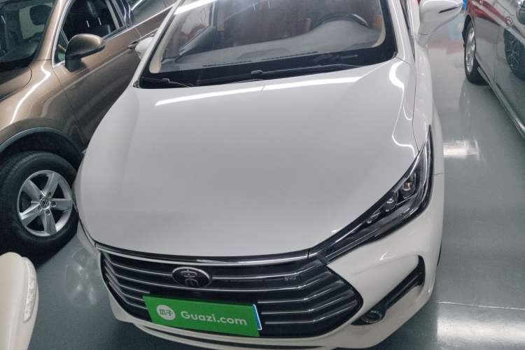 Used BYD Song MAX 2018 1.5T Automatic Smart Connect Luxury 6-Seater
