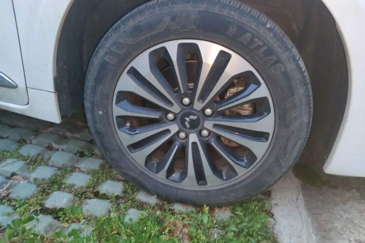 Used Wuling Jiachen 2022 1.5T CVT Deluxe Flagship Edition
