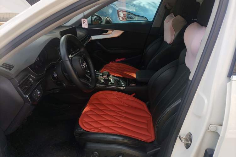 Used Audi A4L 2020 40 TFSI Luxury Dynamic Model
