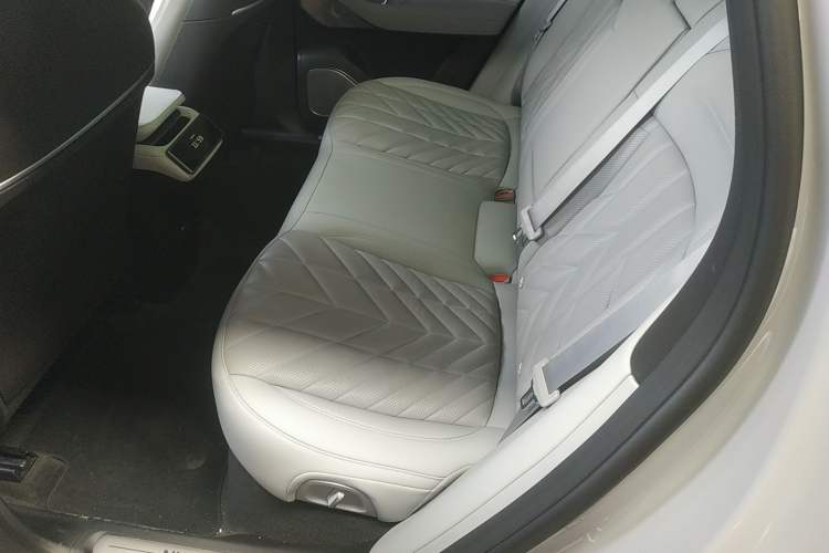 Used Nio ES6 2025 75 kWh
