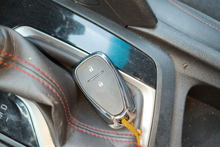 Used Chevrolet Orlando 2019 Redline 530T Automatic Enjoyment Version (5+2 Seating) China VI
