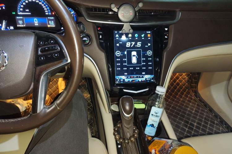 Used Cadillac XTS 2015 28T Comfort Model Audio And AC Panel