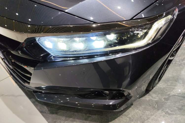 Used Honda Accord 2022 260TURBO Phantom Night · Prestige Edition Left Front Headlight