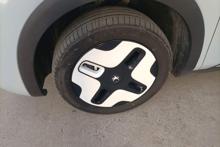 Used ARCFOX Kaola S 2024 AIR Left Front Wheel Hub