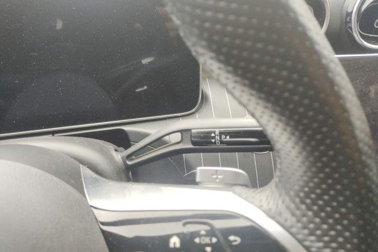 Used Mercedes-Benz C-Class 2023 C 200 L Sport Edition Gear Lever