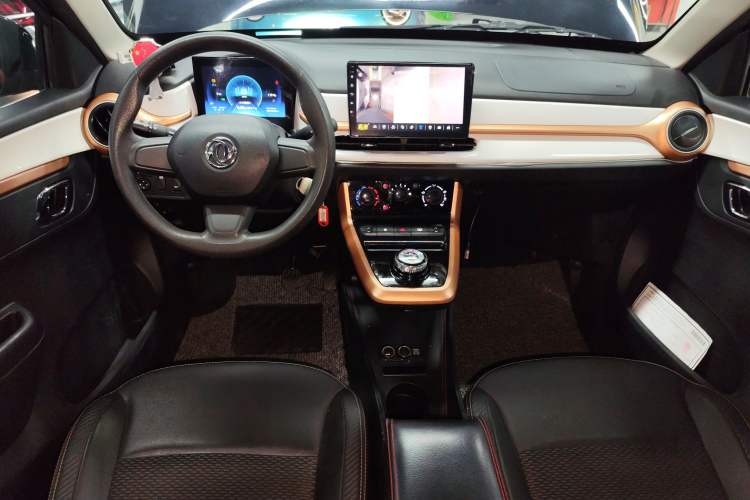 Used Dongfeng NAMMI BOX 2022 Chasing Wind Edition 331 km Standard Model
