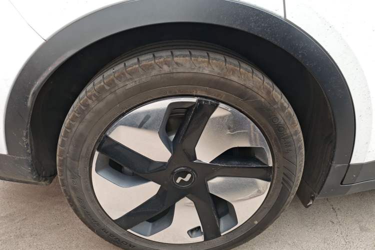 Used ONVO L60 2024 60 kWh Rear-Drive Version