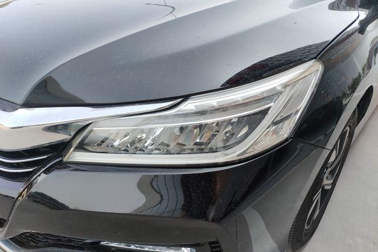 Used Honda Accord 2016 2.0L Comfort Edition
