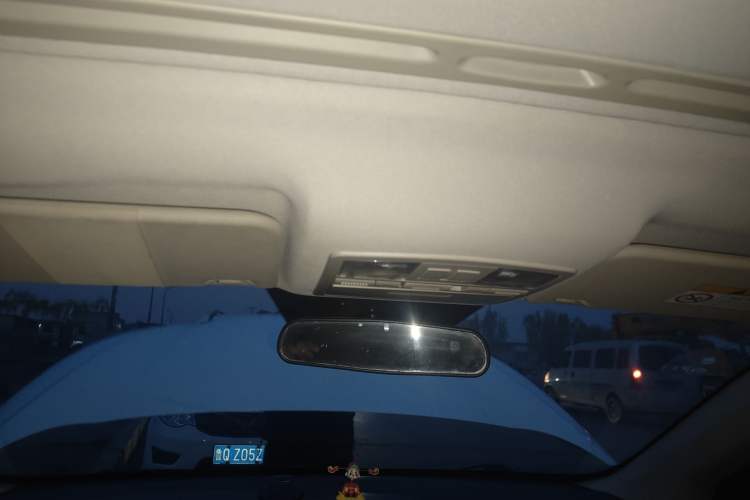 Used Bestune B50 2016 1.6L manual luxury version Headliner