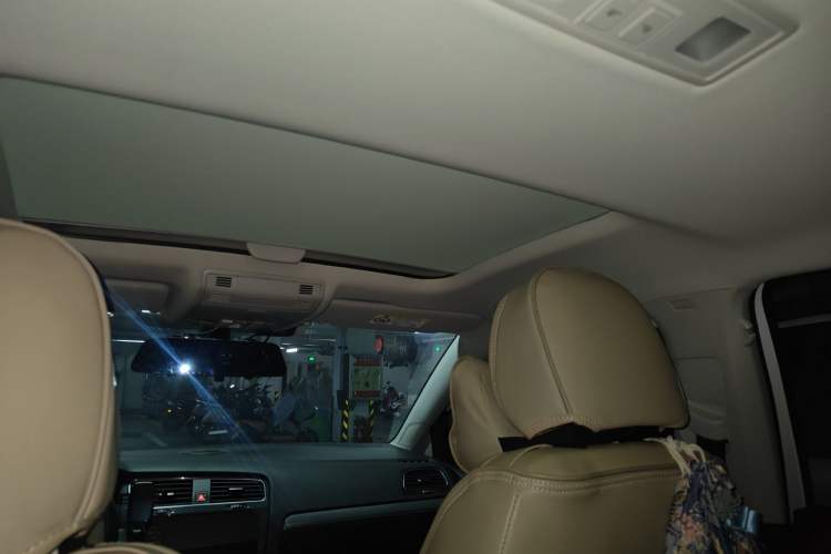 Used Volkswagen Golf 2020 Zhiai Edition 280TSI DSG Comfort Model Headliner