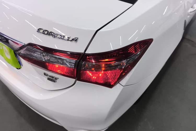 Used Toyota Corolla 2017 Revised Version 1.2T S-CVT GL-i Right Rear Taillight