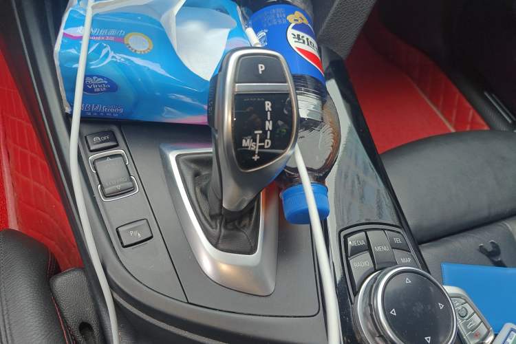 Used BMW 3 Series 2015 328i Sport Design Package Gear Lever