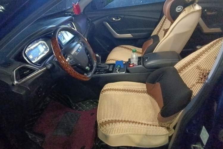 Used Venucia T90 2020 2.0L CVT Smart Connect & Smooth Drive Edition Left Front Seat