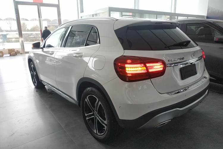 Used Mercedes-Benz GLA 2018 GLA 200 Fashion Model
