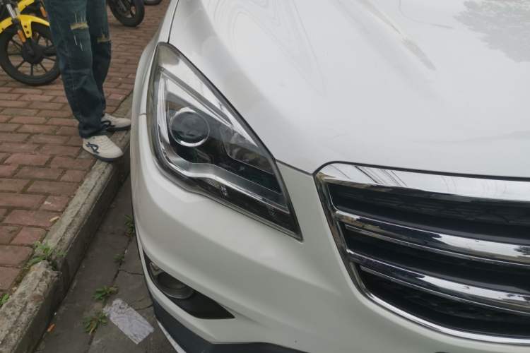 Used CHANGAN CS35 2017 1.6L Automatic Luxury Model
