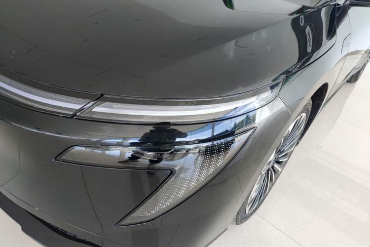 Used Nissan N7 2025 510 Pro Left Front Headlight