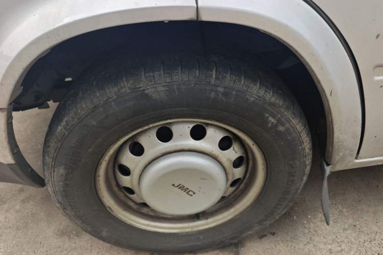 Used JMC Transit 2021 2.8T Space King Taurus Long Wheelbase Mid-Height Rear Single Tire – Step 6-Seater Diesel Euro VI JX493