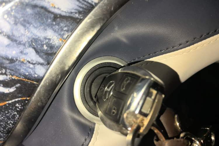 Used Mercedes-Benz V-Class 2018 V 260 Avantgarde Edition China V
