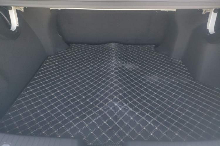 Used CHANGAN NEVO A05 2025 Truly Delicious Version 145 Excellence Edition Trunk