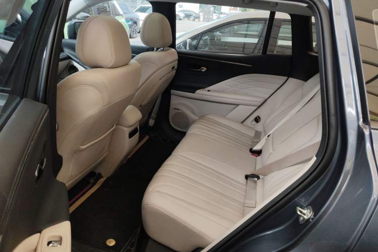 Used AION V 2024 Aion Tyrannosaurus 650 LiDAR Edition Left Rear Seat