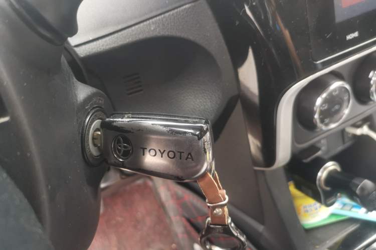 Used Toyota Levin 2017 Revised Version 185T CVT Elite Edition China VI Standard Vehicle Key