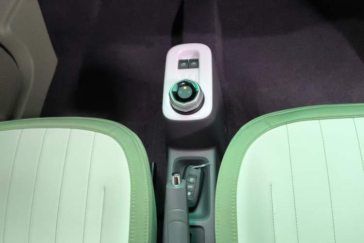 Used Geely Galaxy Panda 2025 210km Panda Rider
