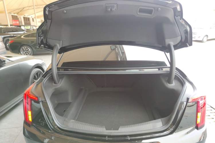 Used Cadillac CT5 2024 28T Luxury Pro Trim
