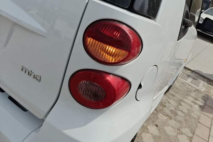 Used smart fortwo 2015 1.0 MHD Comfort Travel Edition Exterior 3