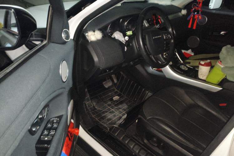 Used Land Rover Range Rover Evoque 2018 240 PS SE Smart Brilliance Edition
