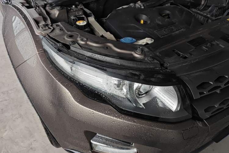 Used Land Rover Range Evoque 2015 2.0T Five-Door Zhiyao Edition Right Front Headlight