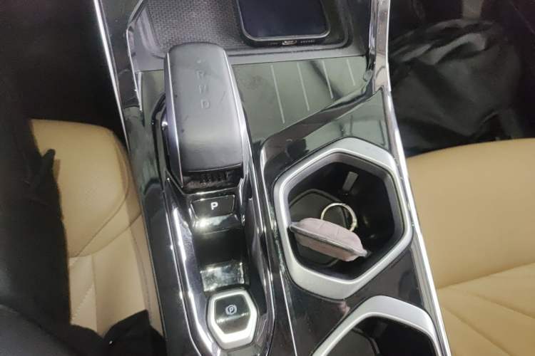 Used Geely Auto FX11 2023 1.5TD DCT Prestige Edition Gear Lever