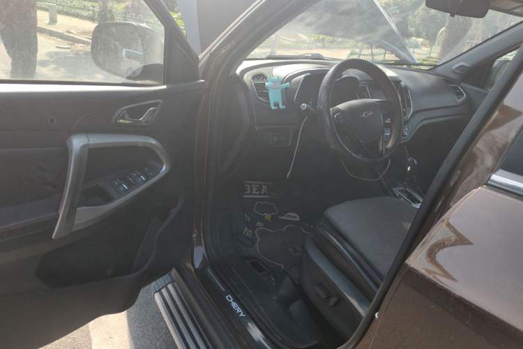 Used Chery Tiggo 5 2016 2.0L CVT Family Deluxe Edition
