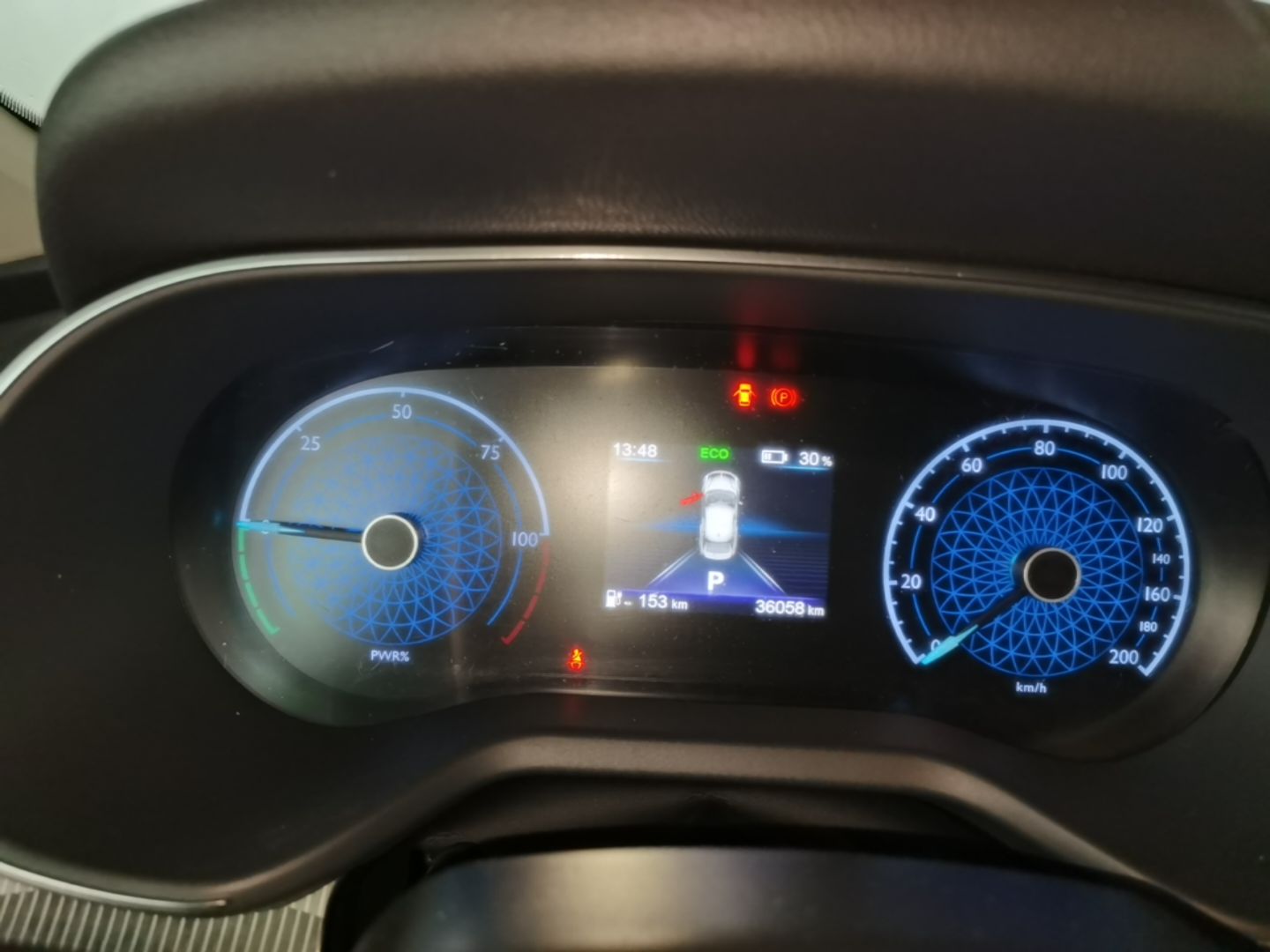 Hongqi E-QM5 2022 431 km Charge & Enjoy Edition — снимка 14