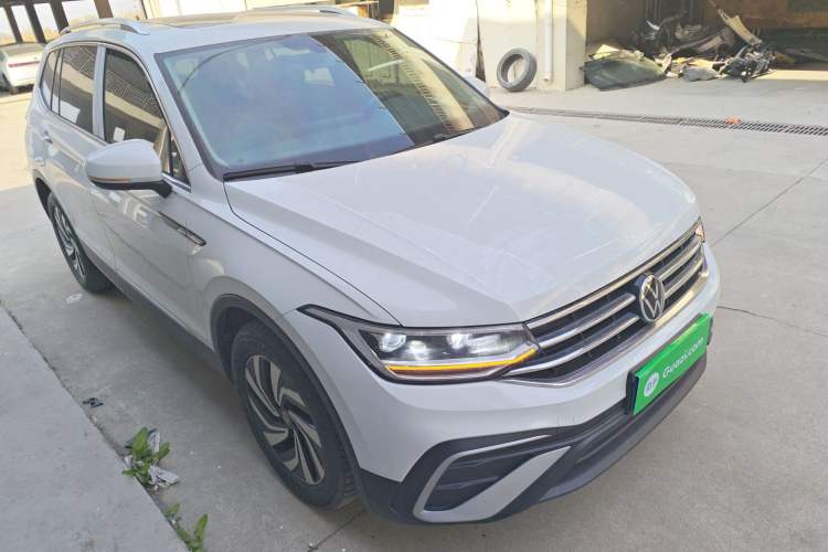 Used Volkswagen Tiguan L 2023 330TSI Automatic Two-Wheel Drive Smart Edition Exterior 1