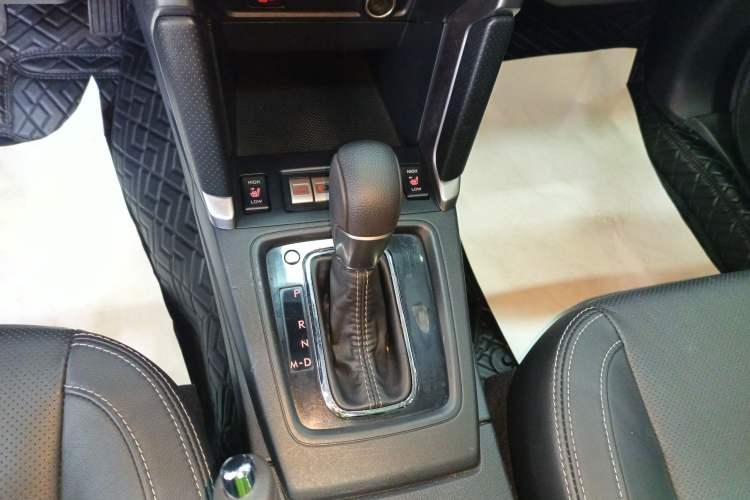 Used Subaru Forester 2018 2.5i Luxury Navigation Edition