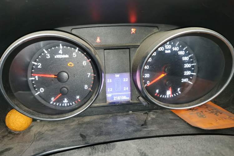 Used Haval H6 2013 Upgraded Model 1.5T Manual Two-Wheel Drive Elite Version Instrument Cluster