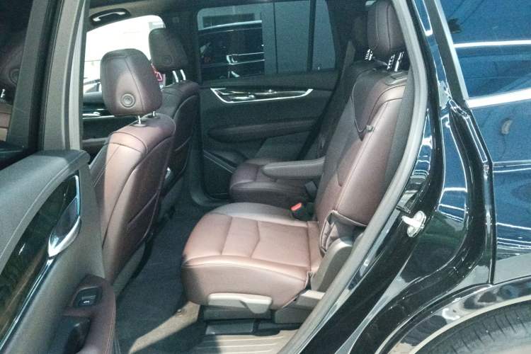 Used Cadillac XT6 2022 2.0T Six-Seater Two-Wheel-Drive Luxury Version