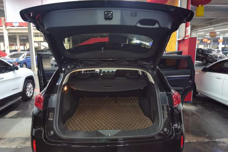 Used Wey VV7 2017 2.0T Flagship Model Trunk