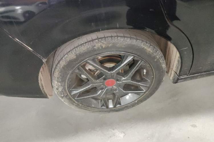 Used Dongfeng Aeolus Yixuan 2022 230T Automatic Adaptive-Beam Knight Edition
